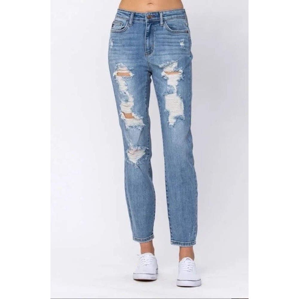 Judy Blue Jeans 5/27 High Rise Destroyed Boyfriend Fit JB82170LT Light Wash - Picture 2 of 16